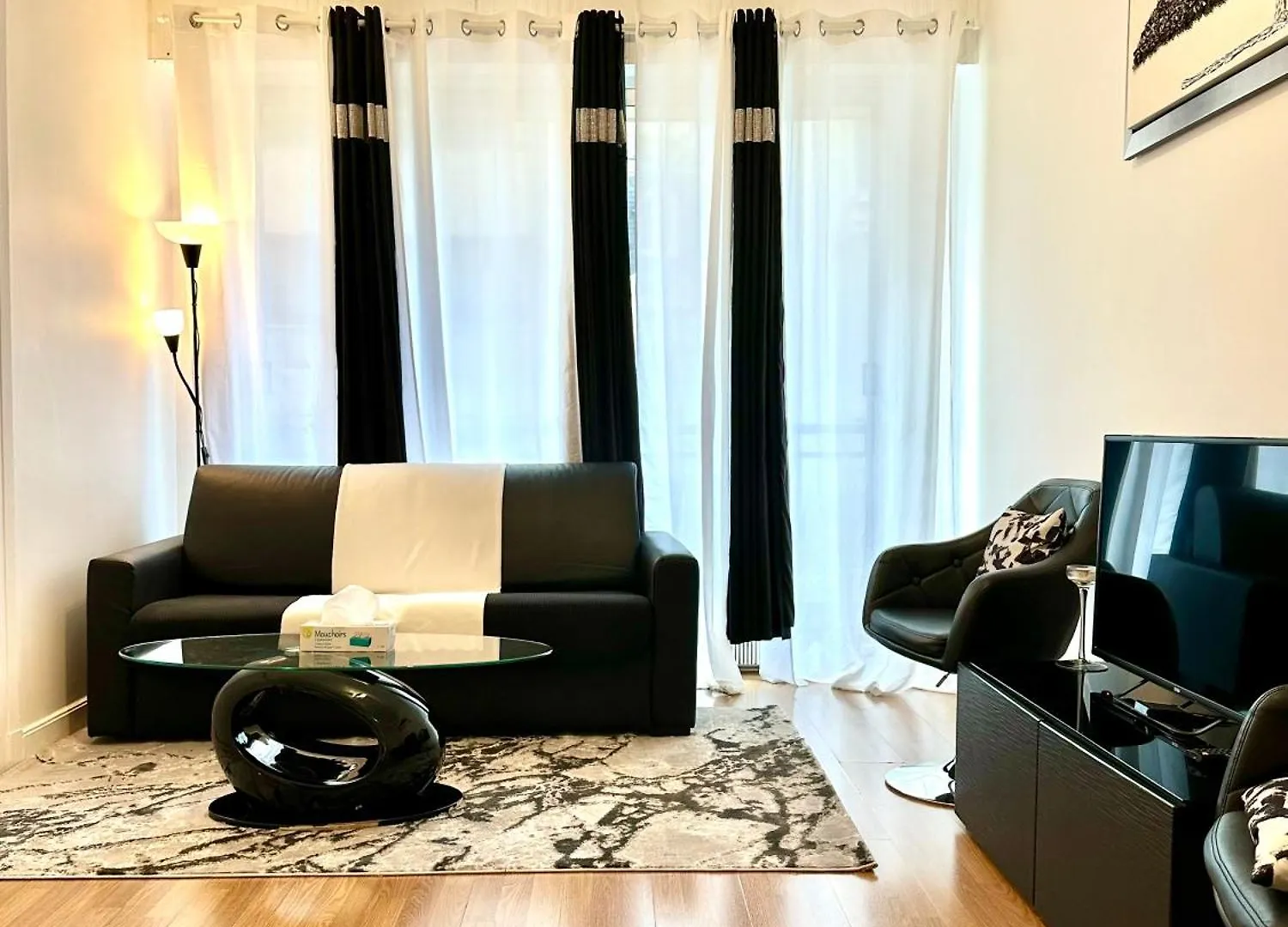 Champs Elysees Apartment 4 Paris